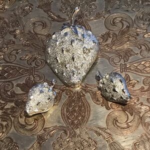 Sarah Coventry Strawberry Ice Pin Brooch And Earring Set Vintage